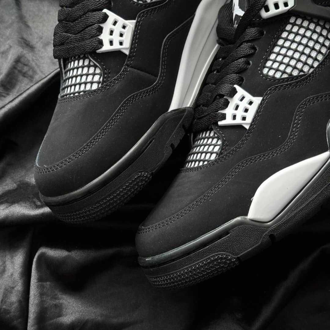 Nike_Nowy*Jordan4_ Retro_White_Thunder*UnisexTrampk41