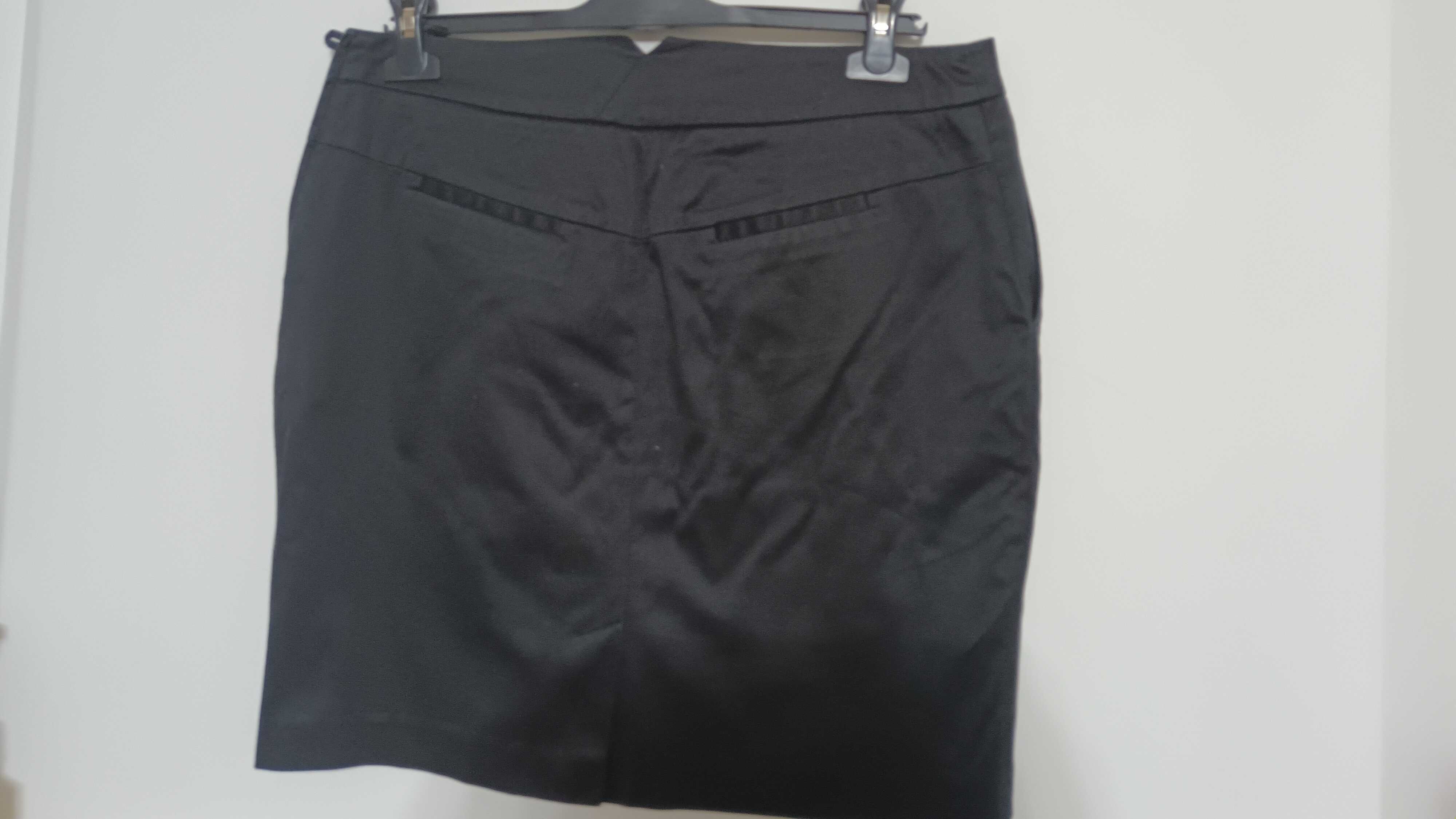Saia preta da H&M