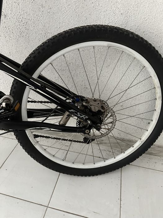 Bicicleta specialized roda 26 suspencão total