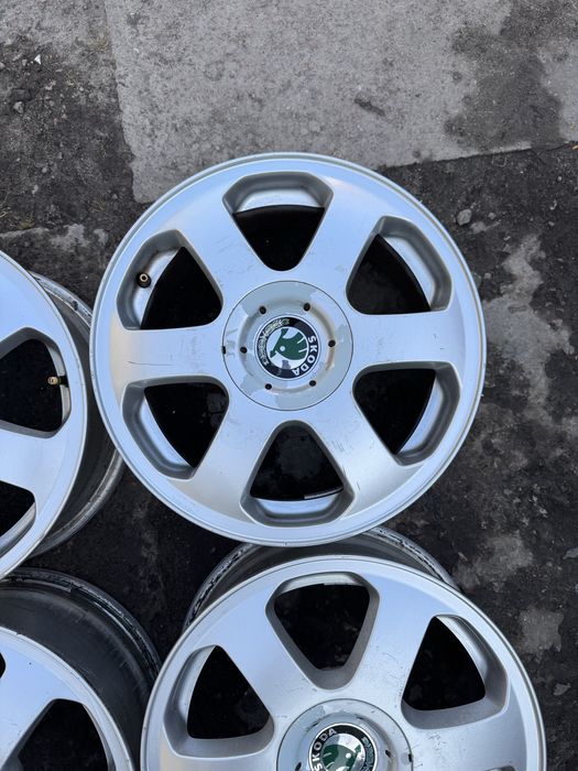 Диски r15 5/100 skoda original