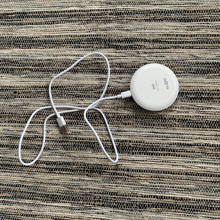 Контактна бездротова зарядка (з кабелем) Зарядка для телефона