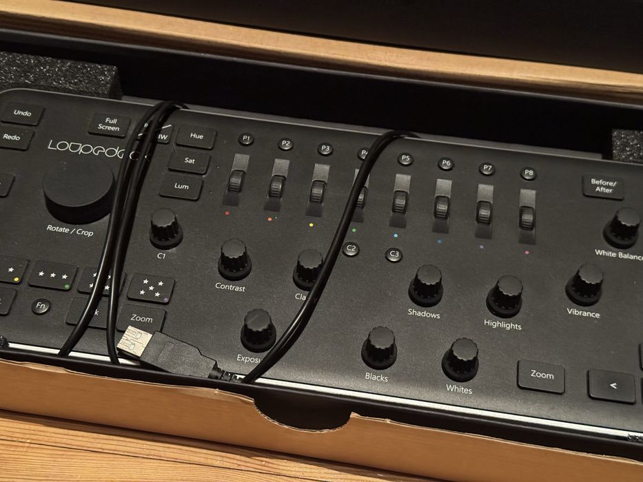 Konsola Loupdeck do edycji Photoshop Lightroom