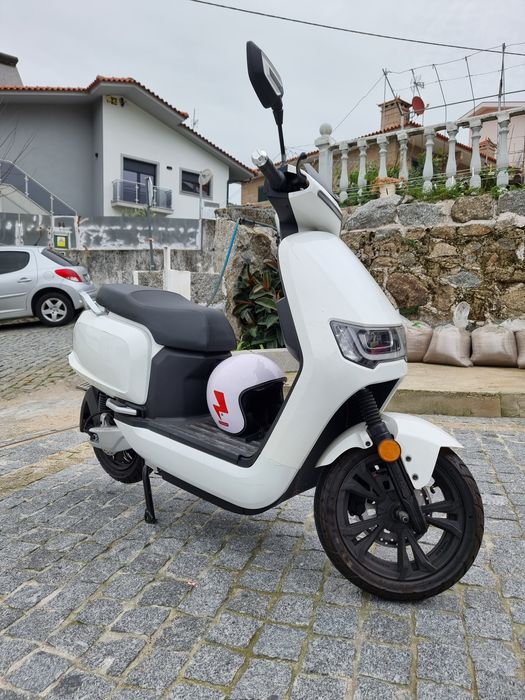 Sunra Robo S 72v 3000w (90km/h)