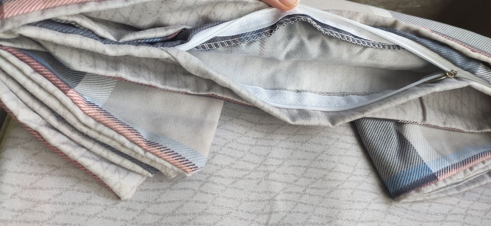 Постільний комплект полуторний та  рушник для кухні у подарунок