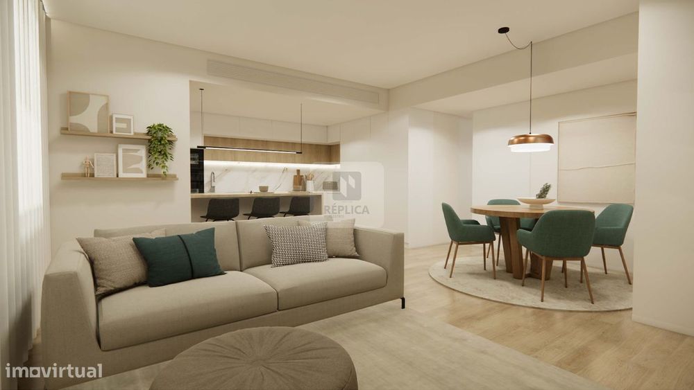 Apartamento T2 com Garagem e Arrumos no Marquês