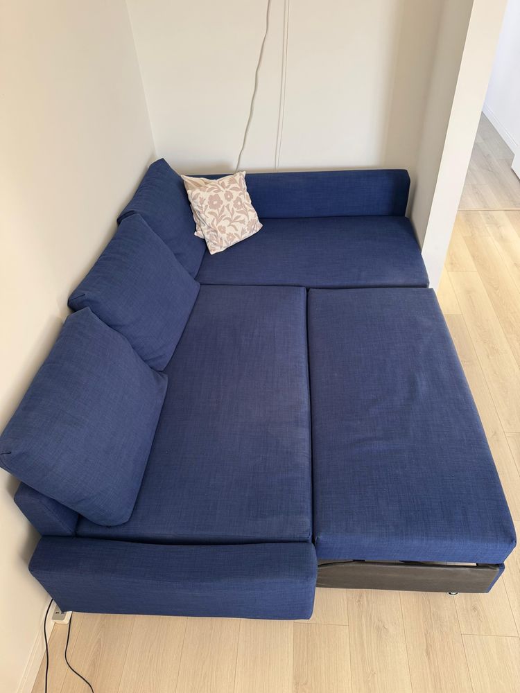 Sofa Friheten (ikea) Blue in good condition.