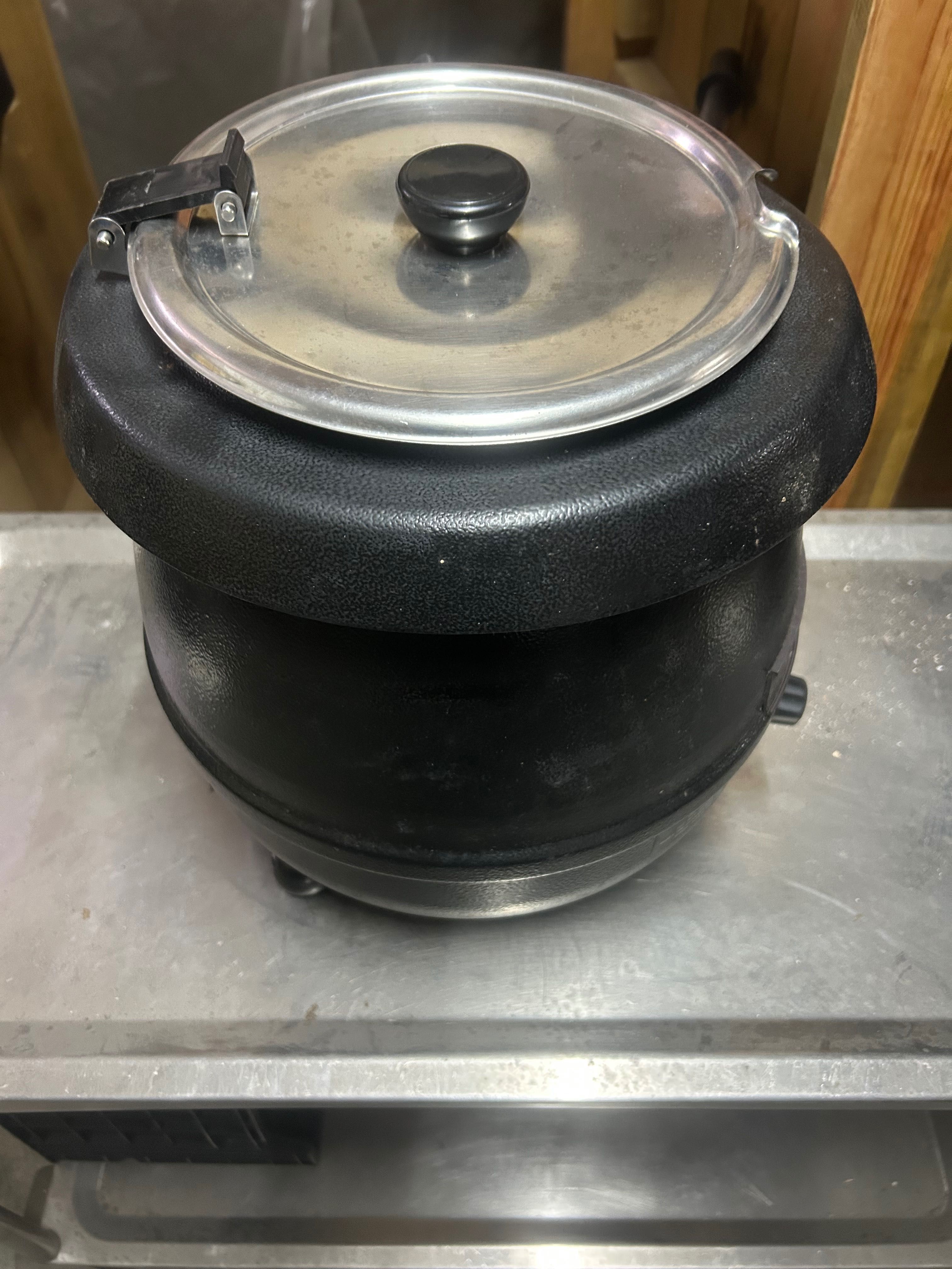 Panela de sopa preta