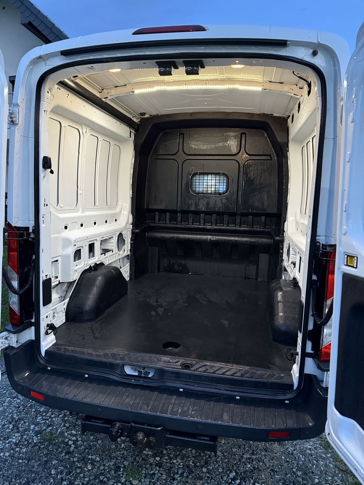 Ford Transit  L3H2 Brygadowka