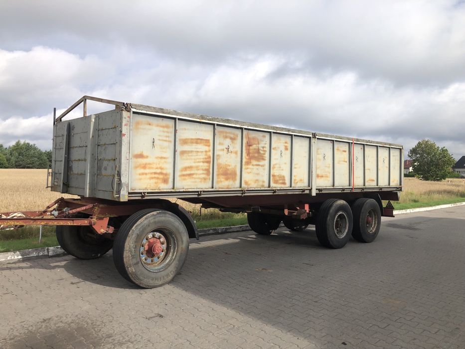 Przyczepa ciezarowa rolnicza RESOR platforma zboza siana bel slomy