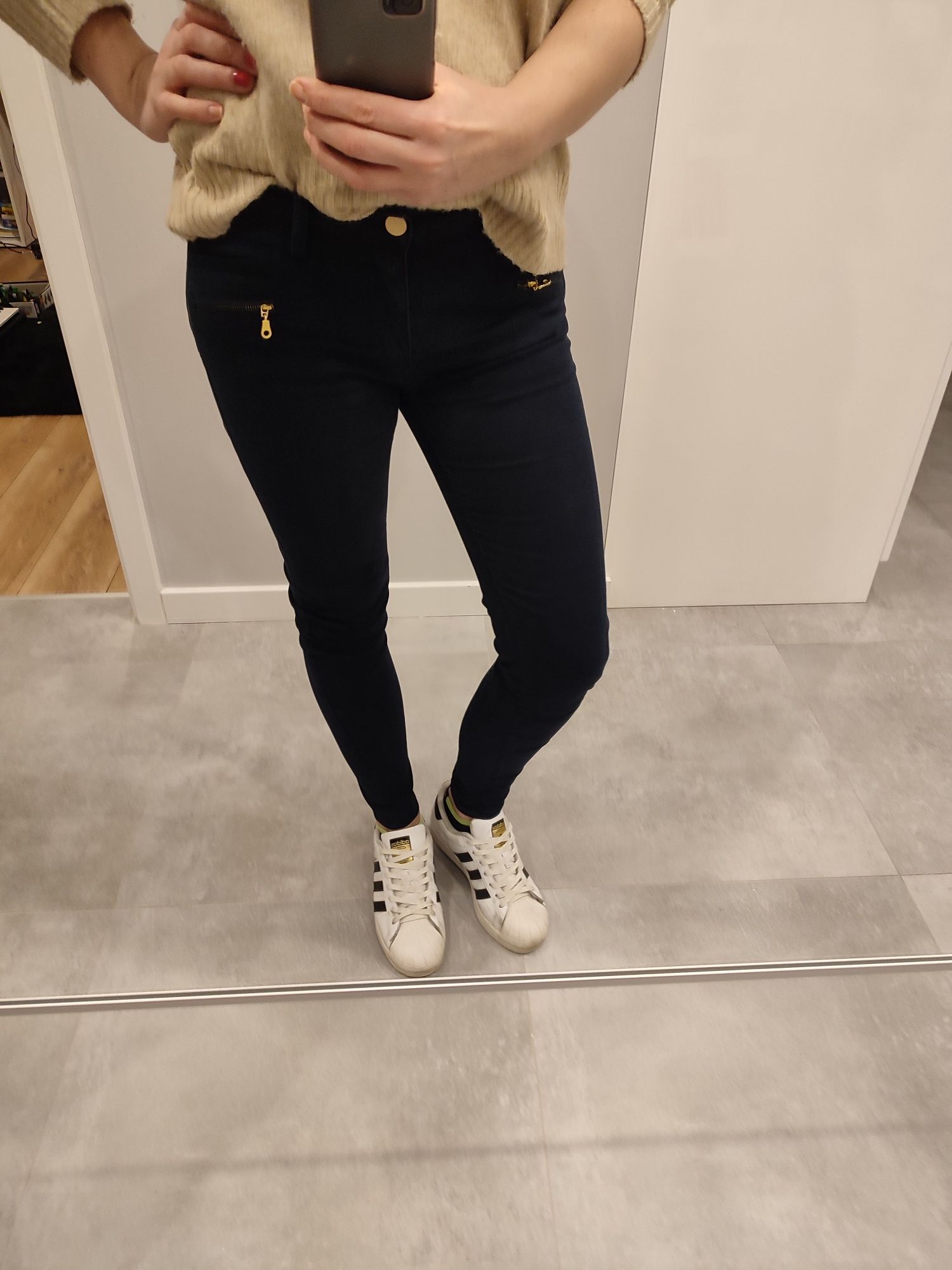 Granatowe spodnie River Island rozmiar 38 M