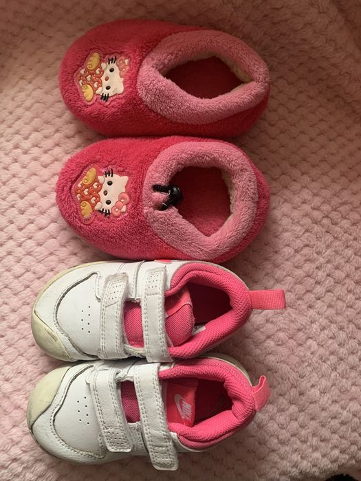 Взуття для дівчинки