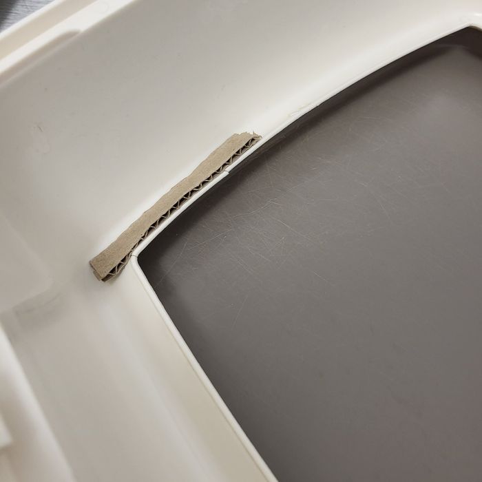 туалет для котиків Trixie з бортом 50х38х20, є дефект