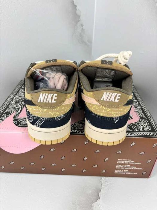 Buty Trampk Nike SB Dunk Low Travis Scott R.41