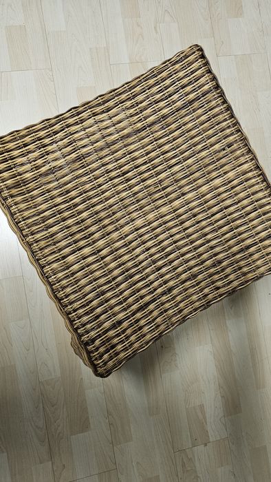 Mesa de apoio/banco em verga