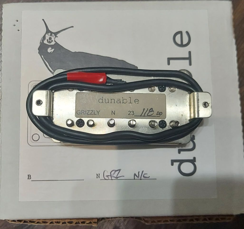 Хамб в формі сінгла Seymour Duncan Hot Rails Strat neck (middle)