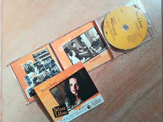 CD Álbum original - Norah Jones - Feels Like Home (CD+DVD Deluxe Editi