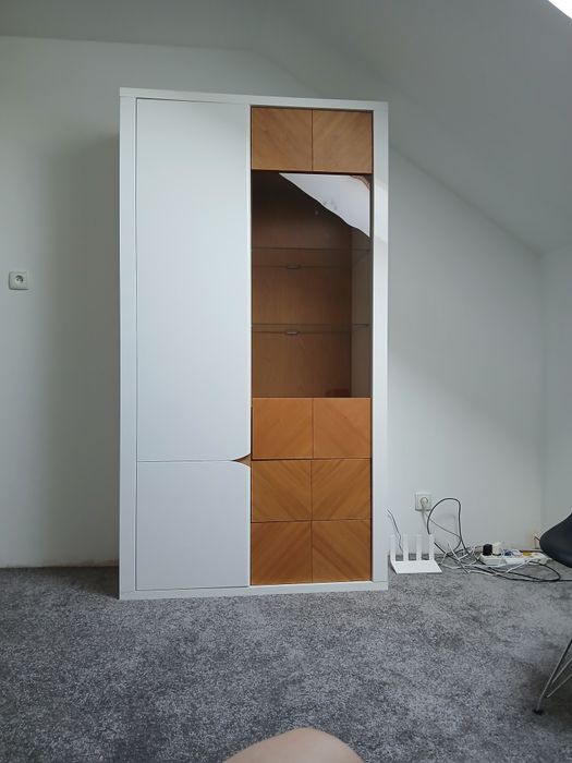 Witryna z serii Rovika BRW