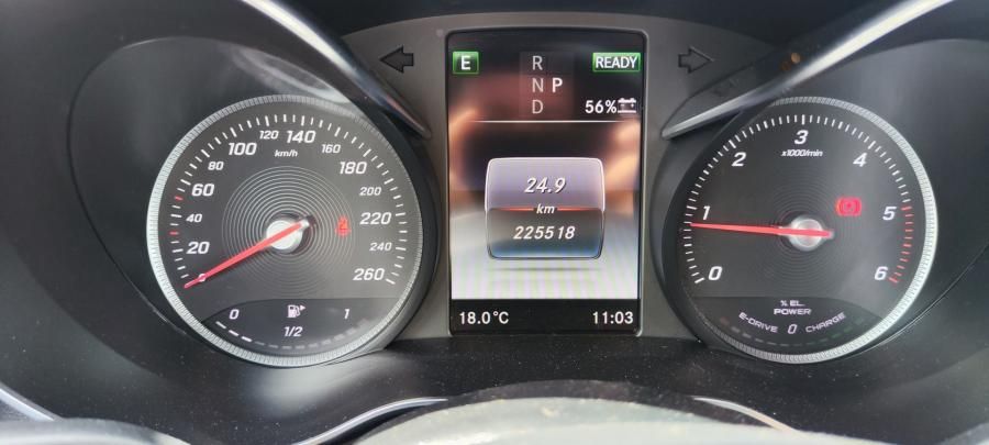 Mercedes-Benz C 300 h AMG Line