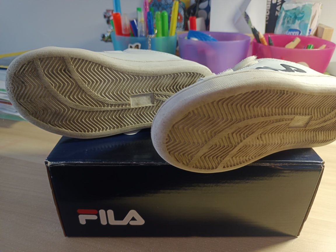 Buty dziecięce FILA r 26