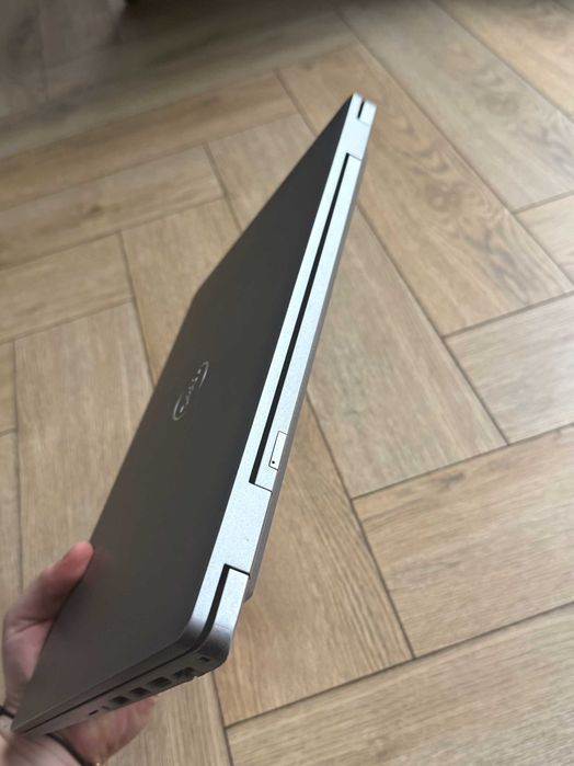 Dell Latitude 5520 | i7-1185G7 | 32GB RAM | 512GB SSD | Win10 + Office