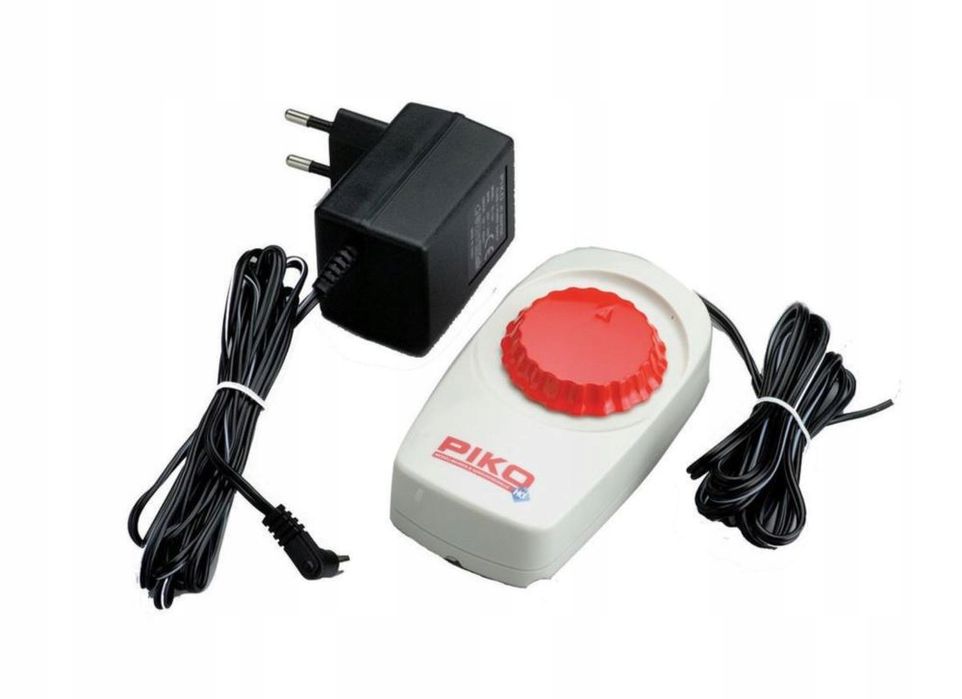 Piko 96900 - Zestaw Startowy Towarowy TRAXX Renfe z 3 Kontenerami H0