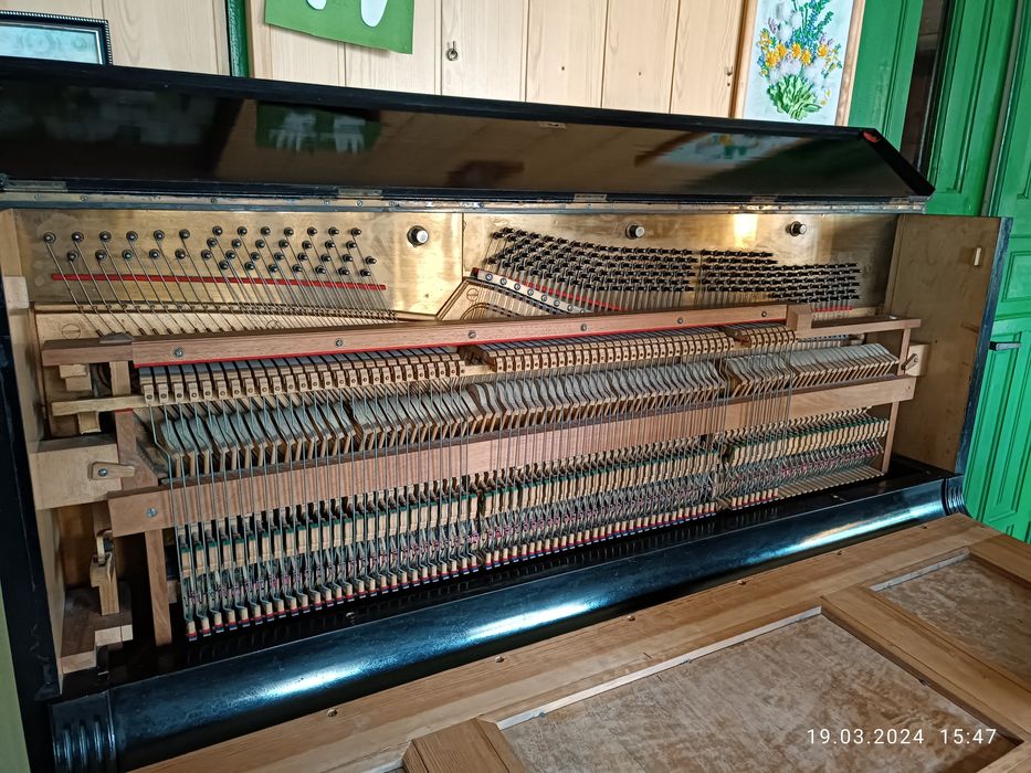 Продам фортепиано