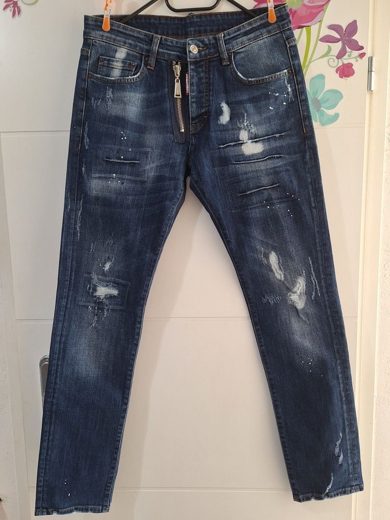 Dsquared  2 jeansy