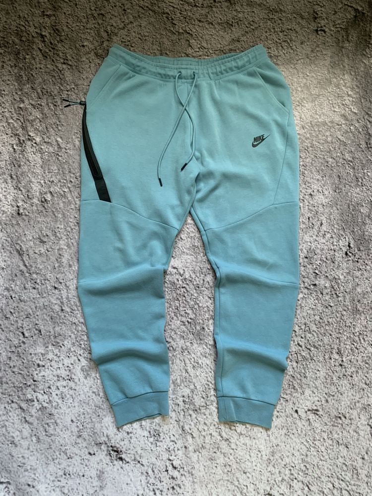 Костюм Nike tech fleece