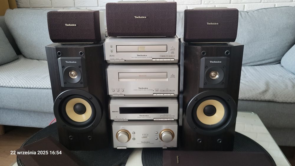 Wieża Technics SE-HDV600
