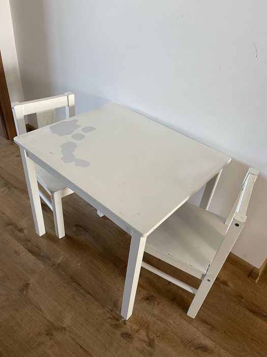 Stolik i krzesełka Kritter IKEA