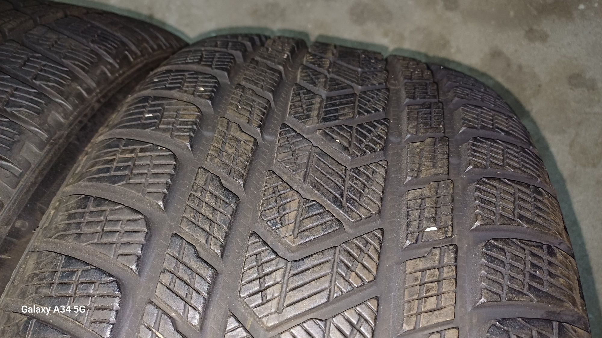 Opony zimowe  m+s Pirelli Scorpion winter ⁹285/45/20