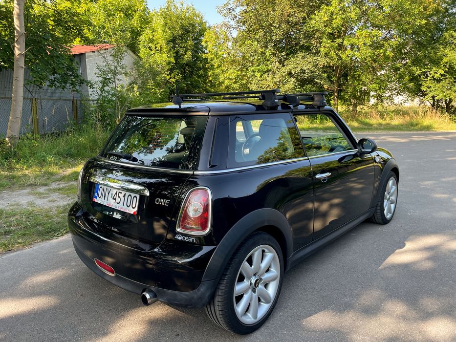 Mini One 1.4 - czarny, alufelgi, bagażnik thule, Cooper