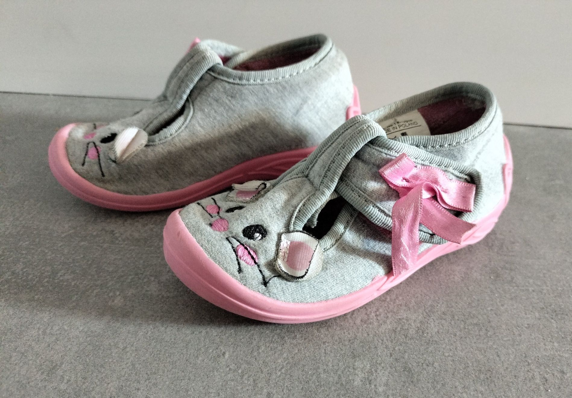 Polskie Obuwie/ Buty/ Pantofle/ Kapcie po domu do żłobka myszki rozmia