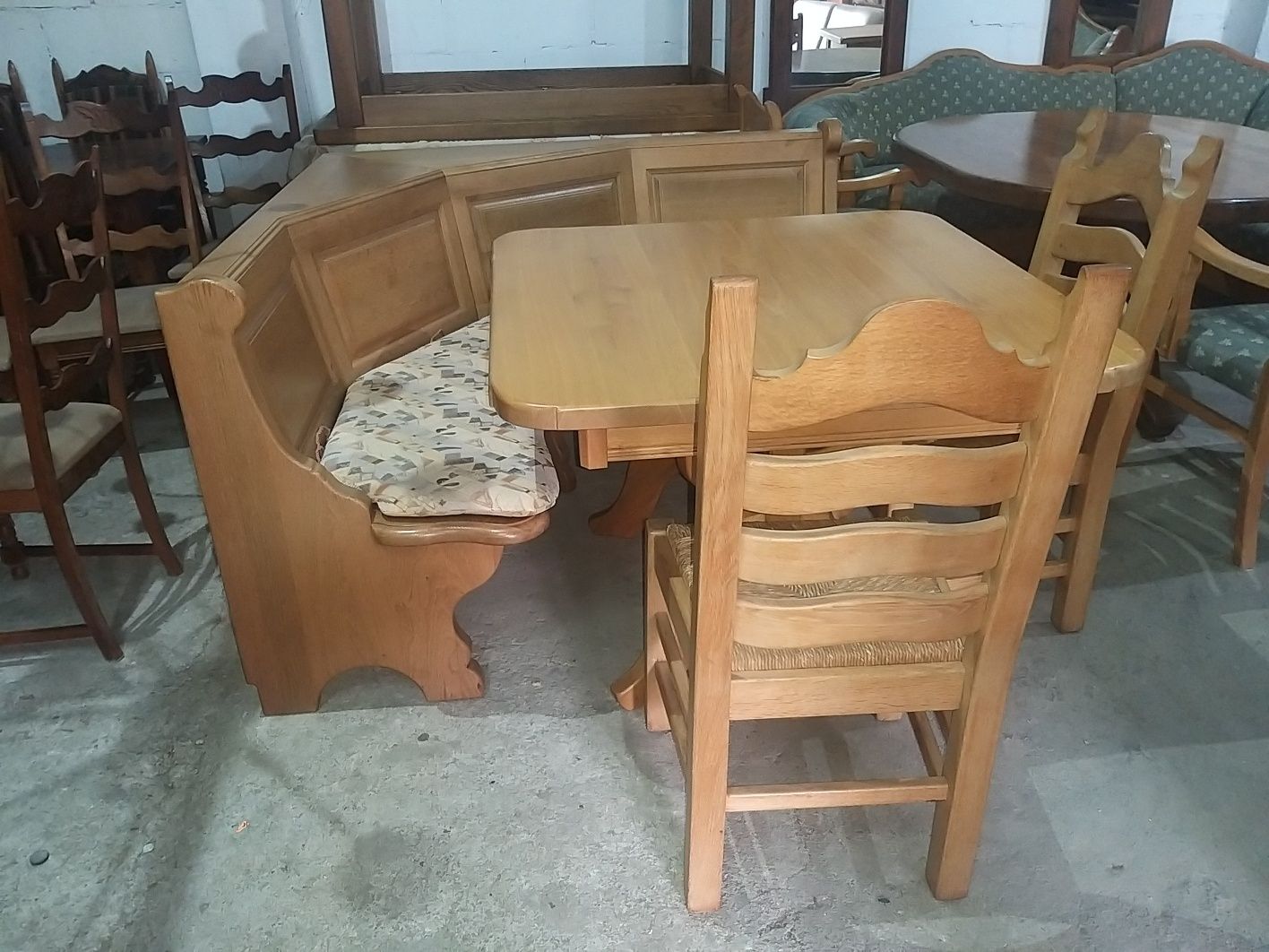 Narożnik kuchenny z litego dębu 160x160 cm + stół + 2 krzesła
