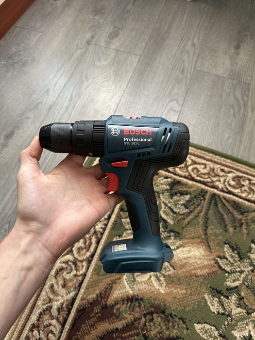 Шурупокрут Bosch GSB 183LI новий