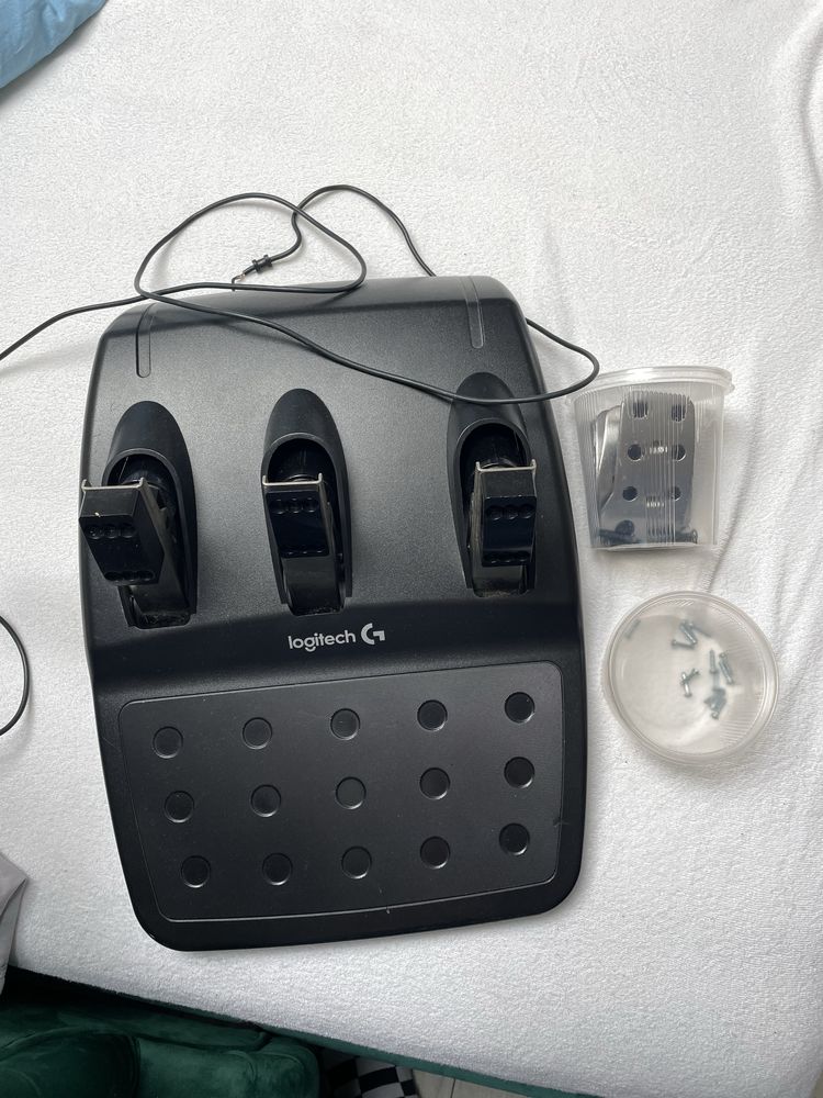 uszkodzone pedały logitech g25/27/29/920/923 potencjometry sprawne