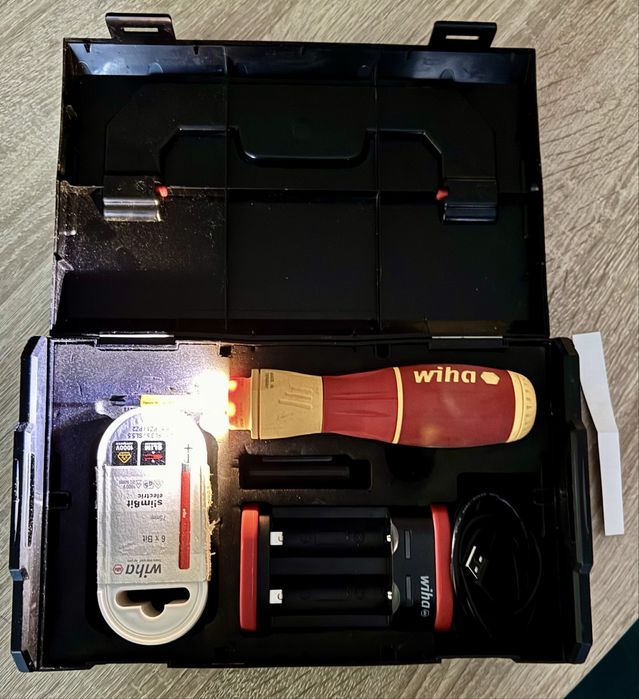 Wiha Speed II + zestaw 8 końcówek