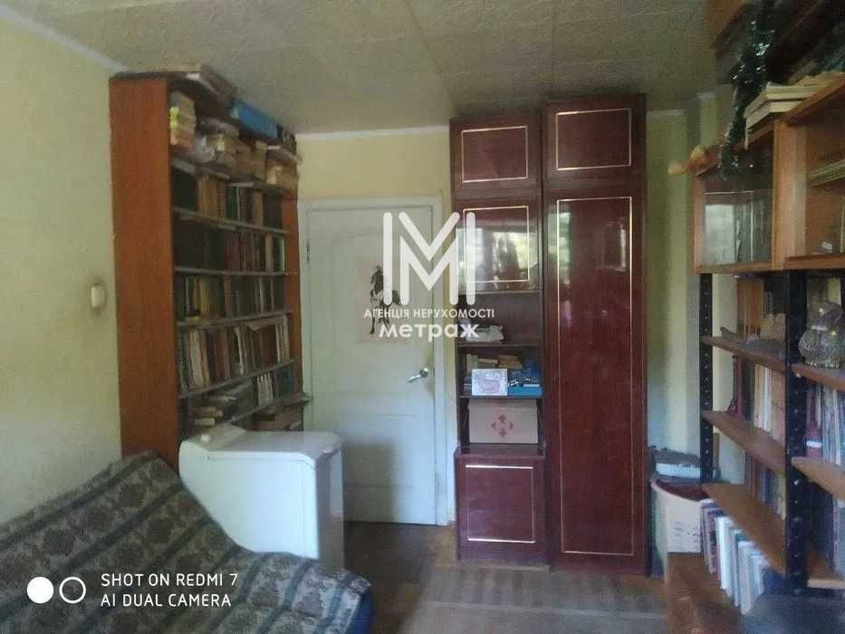 Продается 2 - комн кв на Деревянка 16 на 2\5 этаже 84349