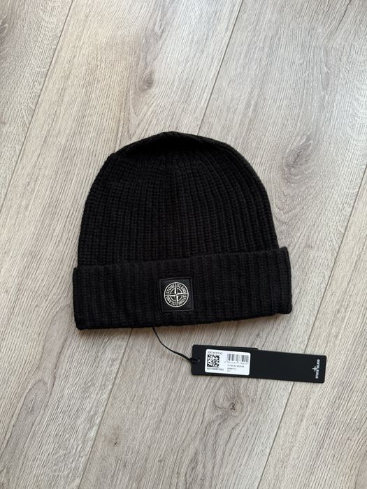 Шапка Stone Island