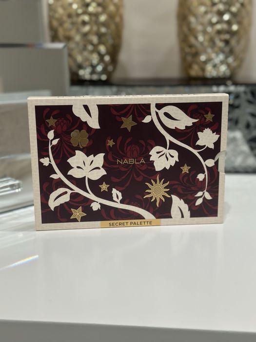 Nabla Secret Palette - paleta cieni