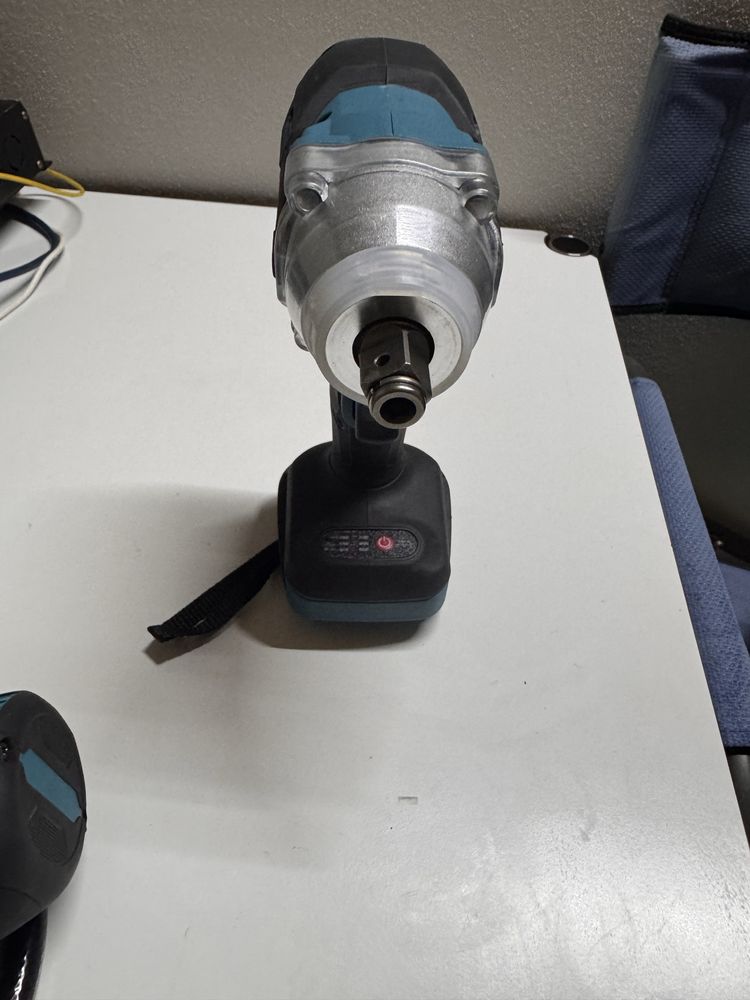 Makita гайковерт