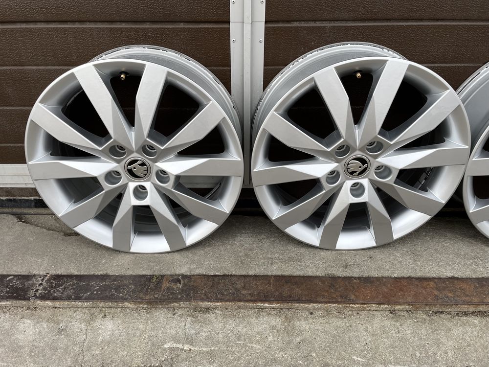 4x felgi aluminiowe Alufelgi 5x112 r17 et48 6J SKODA