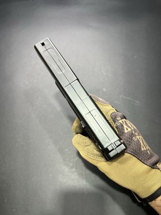 Пістолет Глок17 з маркуванням +500 куль іграшка