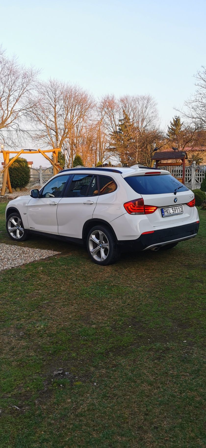 Bmw   x1     4x4