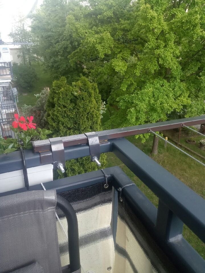 Suszarka na pranie na balkon balustradę na zewnątrz LaGra