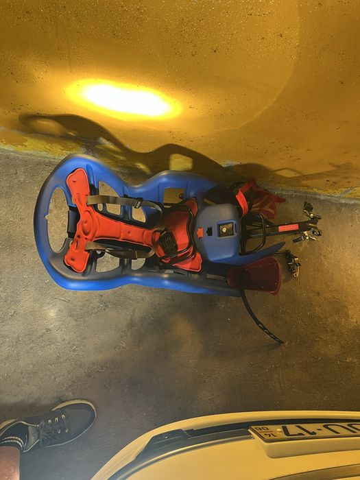 Cadeira de criança para bicicleta – usada, em ótimo estado