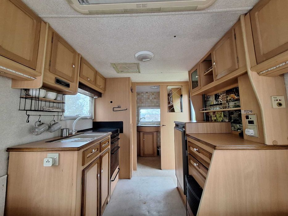 Przyczepa Campingowa z fotowoltaiką