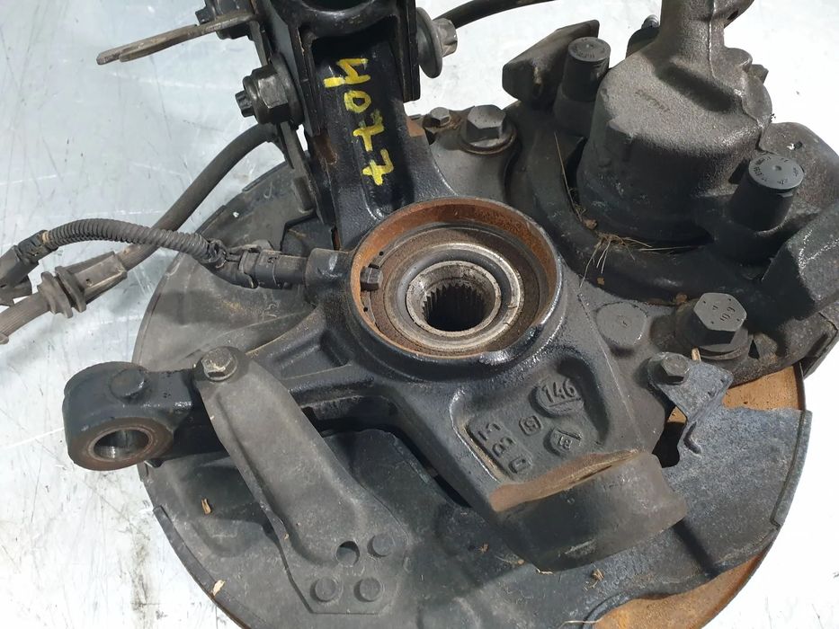 Manga de eixo frente esquerda PEUGEOT 3008 II (M_)