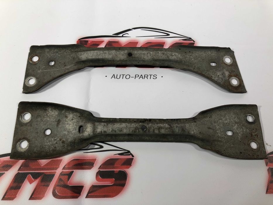 Apoio Sistema Escape Tunel AUDI A3 8P Original