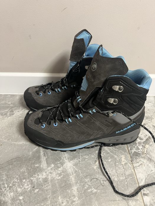 Трекінгове жіноче взуття MAMMUT 40 розмір